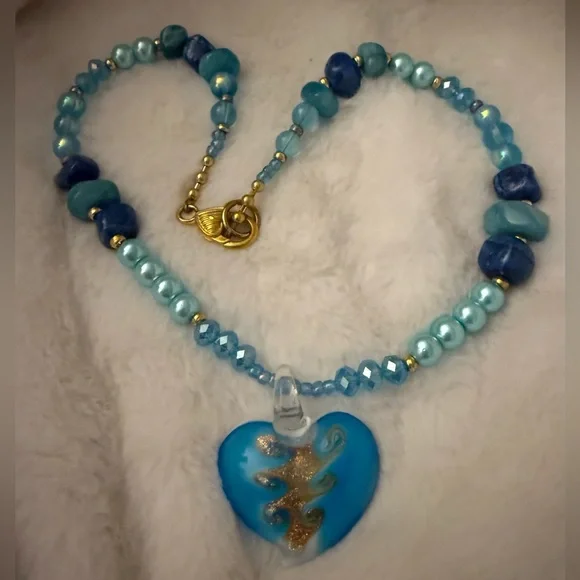 Blue Glass Beads Stones Heart Pendant Necklace - Picture 4 of 7